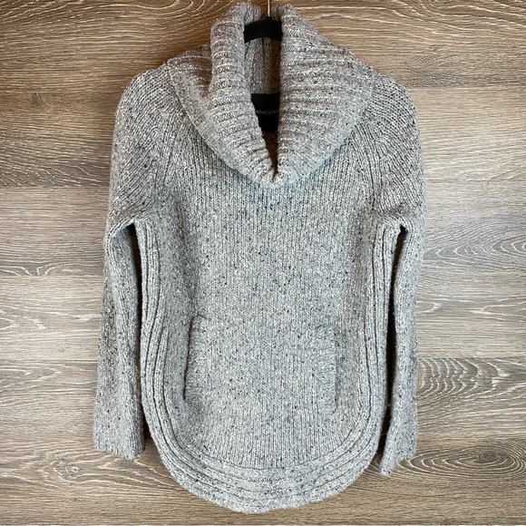 Cynthia Rowley Sweaters - Cynthia Rowley Gray Wool Sweater Size Medium